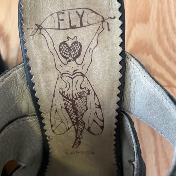 Fly London wedges - Picture 4 of 9